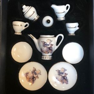 Reuter Porzellan Germany Mini Tea Set